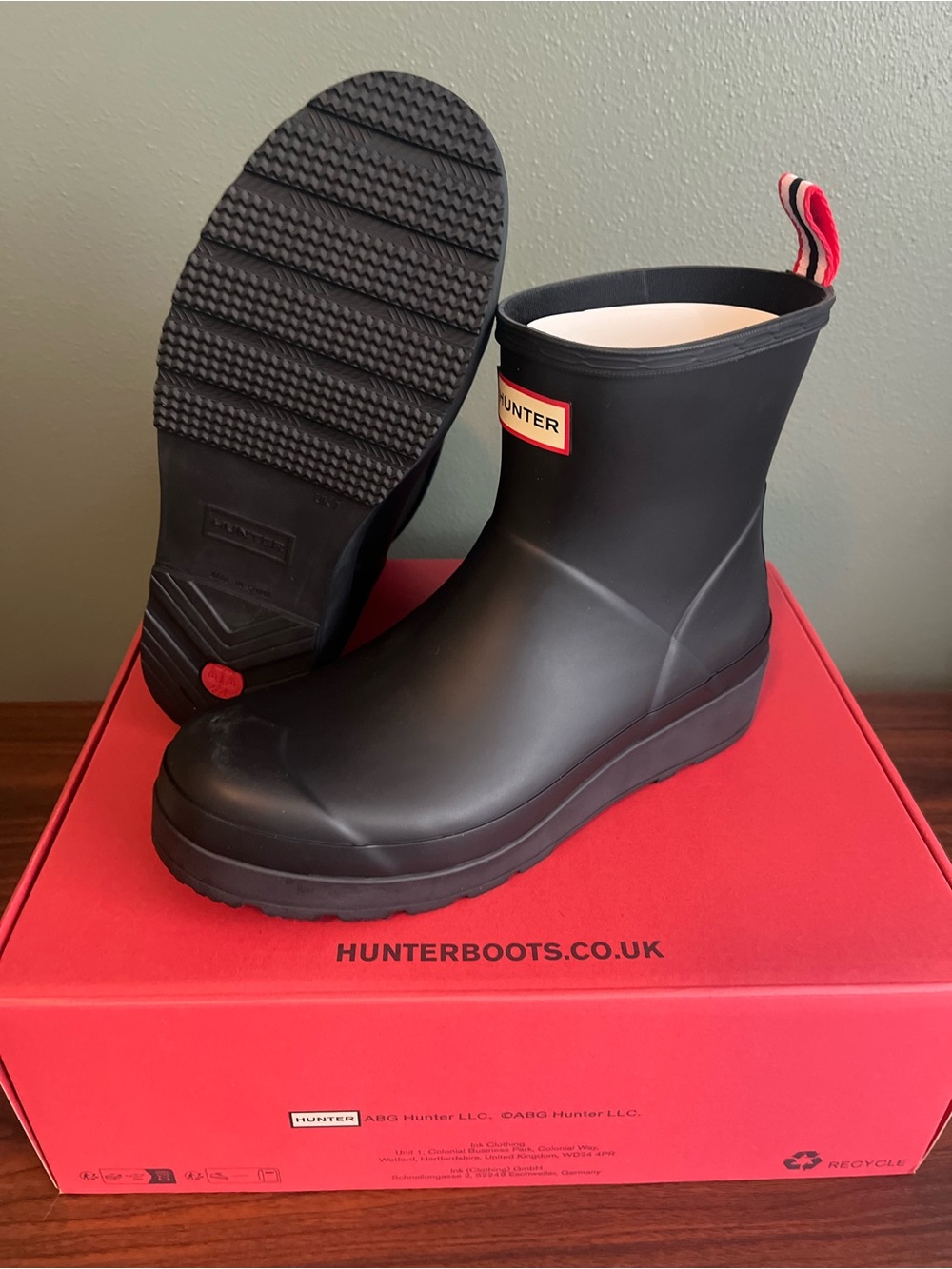 Hunter Women’s Original Play Short Rain Boots Black Size 9 NIB